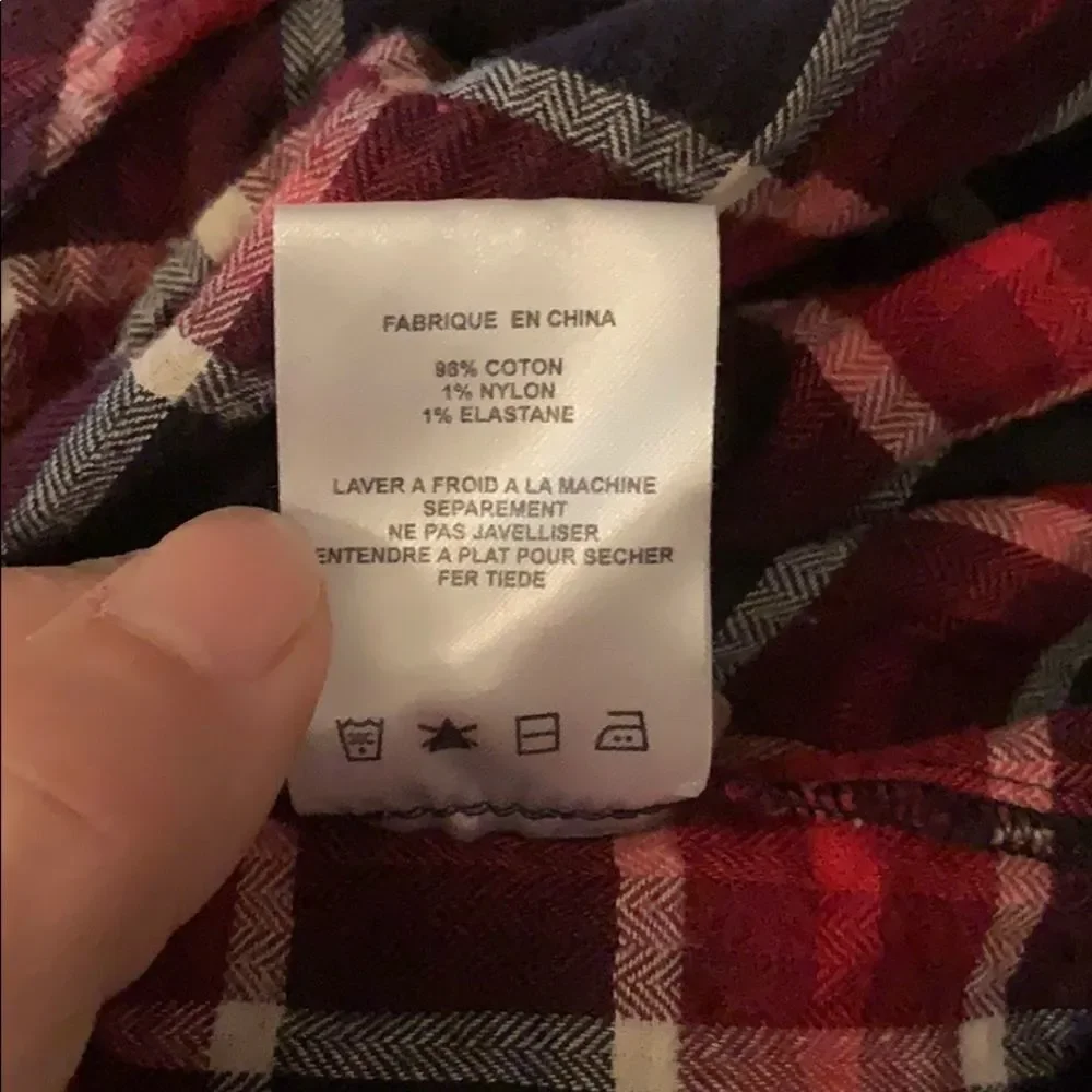 Velvet‎ black & red plaid flannel blouse